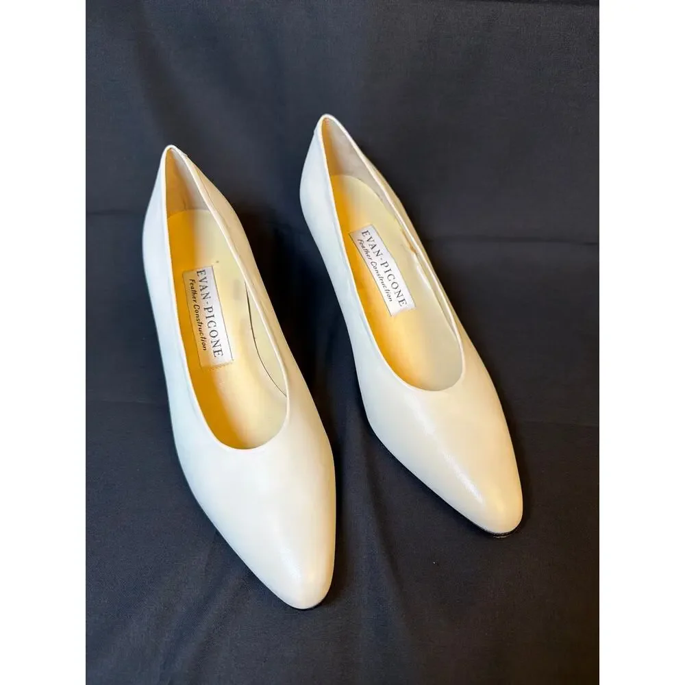 Vintage Evan Picone Made in Spain Ivory Leather Pumps Heels 9.5 Deadstock